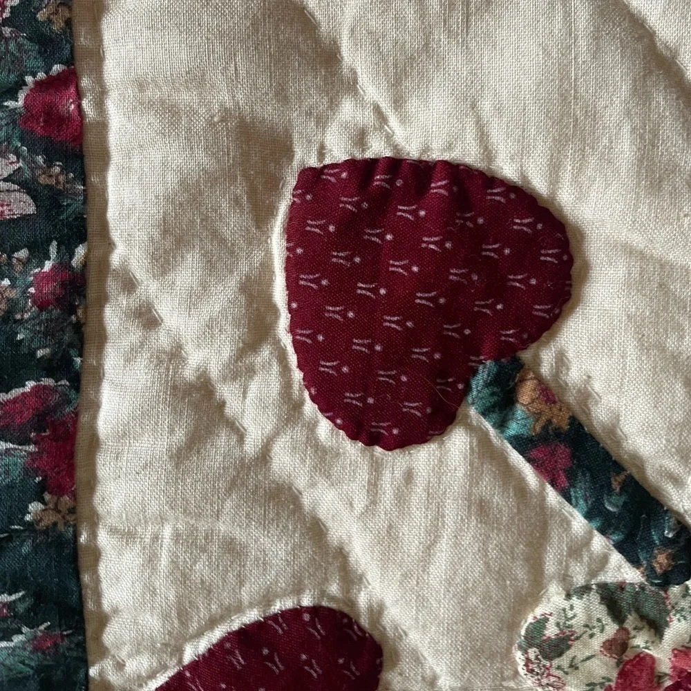 Vintage handmade quilt 64” x 88” Twin